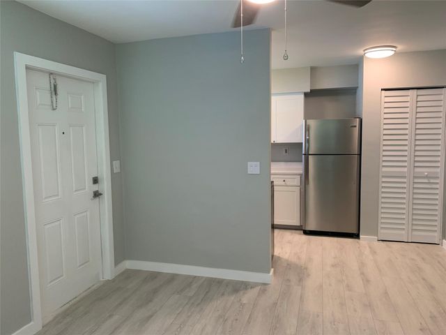 4385 NE 13th Avenue, Oakland Park, FL 33334