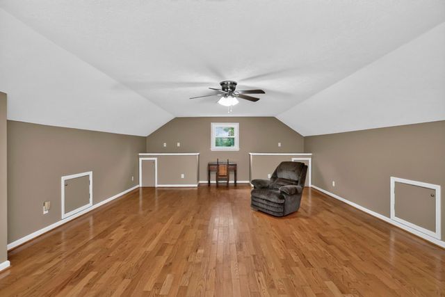 206 Allers Dr, White House, TN 37188