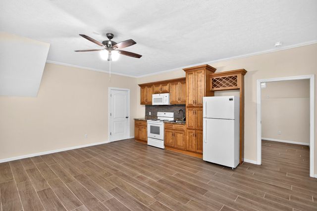 206 Allers Dr, White House, TN 37188