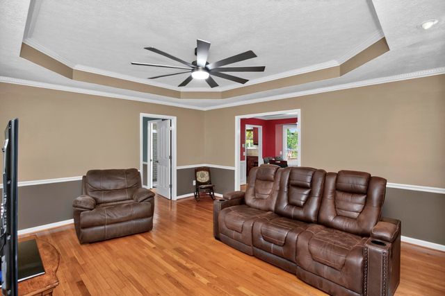 206 Allers Dr, White House, TN 37188