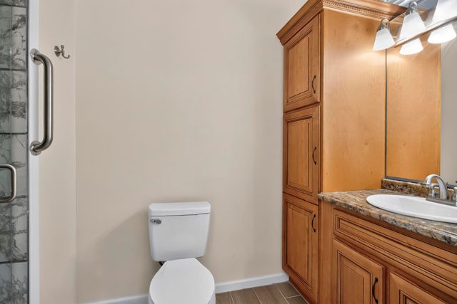 206 Allers Dr, White House, TN 37188