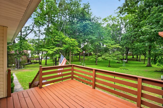 206 Allers Dr, White House, TN 37188