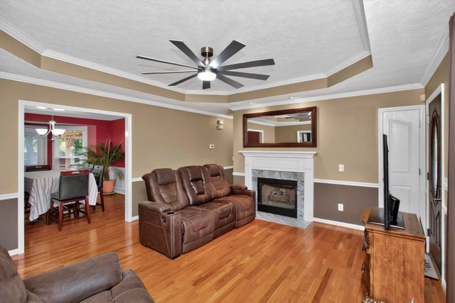 206 Allers Dr, White House, TN 37188