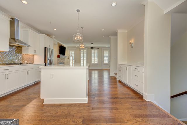 142 Inwood Walk, Woodstock, GA 30188