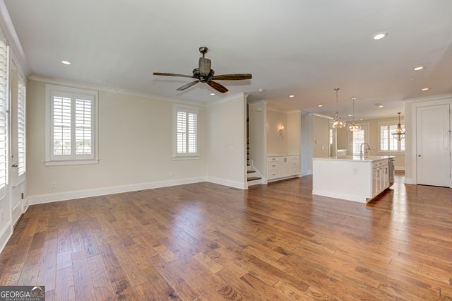 142 Inwood Walk, Woodstock, GA 30188