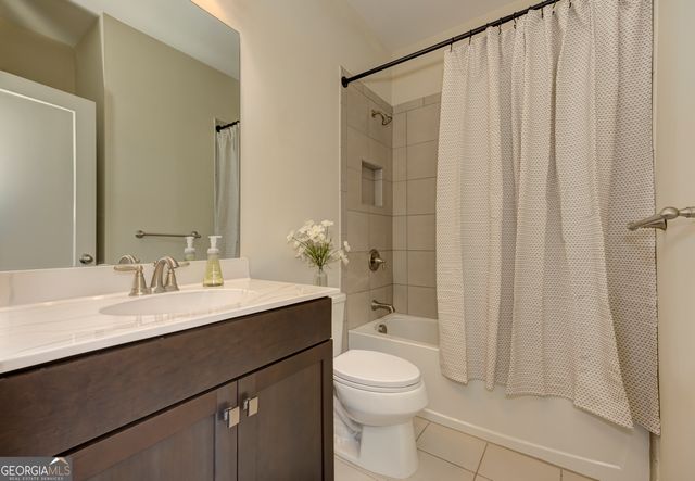 142 Inwood Walk, Woodstock, GA 30188