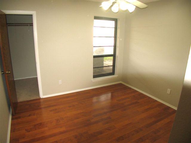 504 Greenway DR, Pflugerville, TX 78660