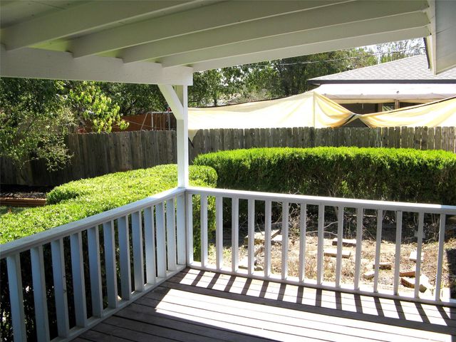 504 Greenway DR, Pflugerville, TX 78660