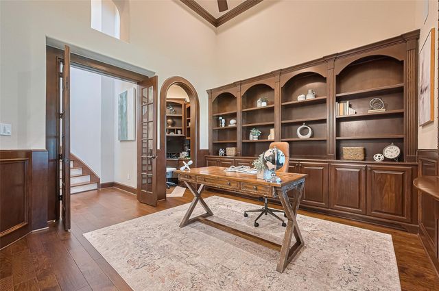 14 Royal King Road, Tomball, TX 77377