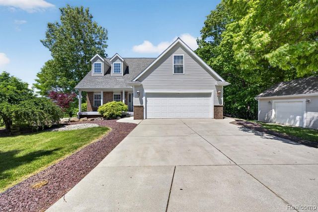 9055 Hegel Road, Goodrich, MI 48438