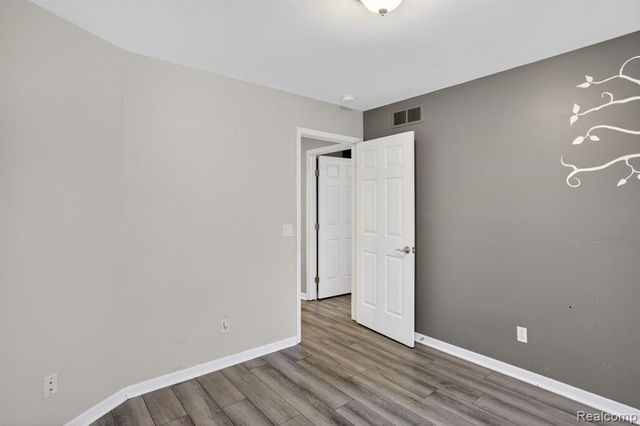 9055 Hegel Road, Goodrich, MI 48438