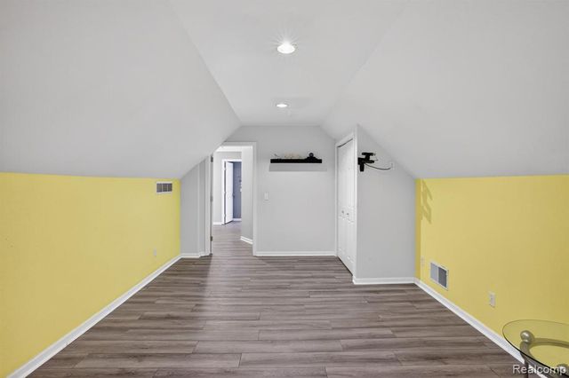 9055 Hegel Road, Goodrich, MI 48438