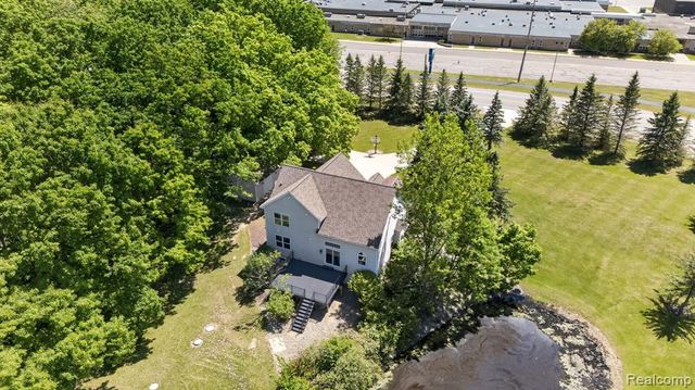 9055 Hegel Road, Goodrich, MI 48438