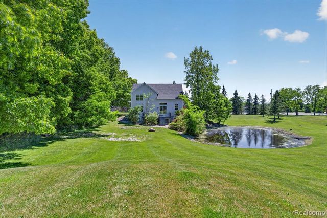 9055 Hegel Road, Goodrich, MI 48438