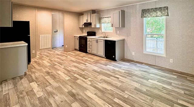 15561 WILSON BOULEVARD, Brooksville, FL 34604