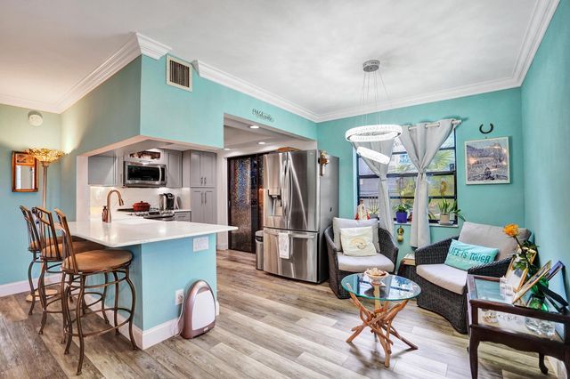 54 Piedmont B, Delray Beach, FL 33484