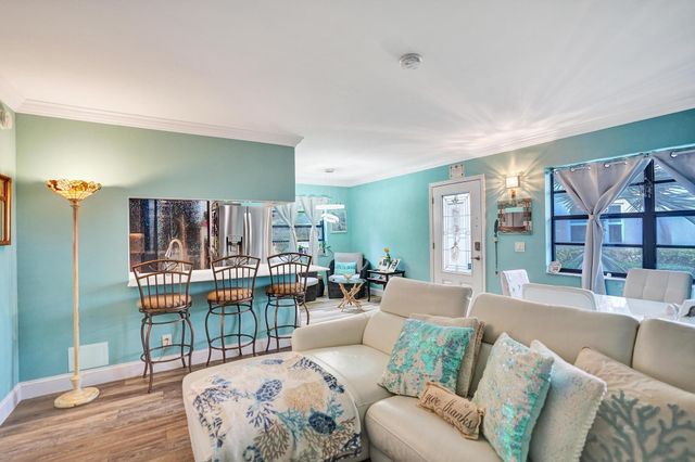 54 Piedmont B, Delray Beach, FL 33484