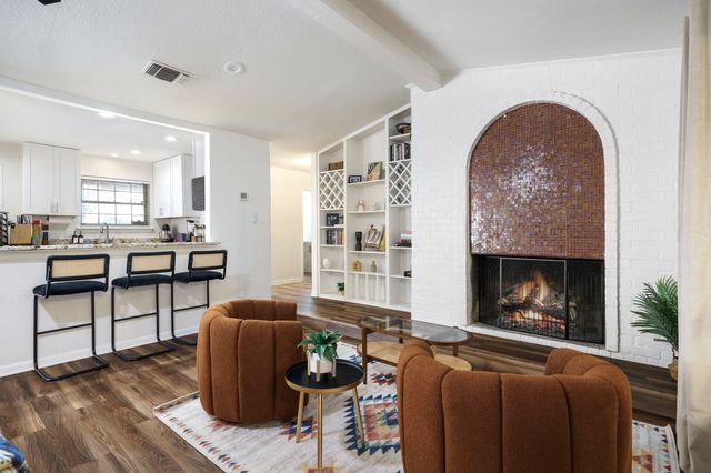 3508 Grande Bulevar, Irving, TX 75062