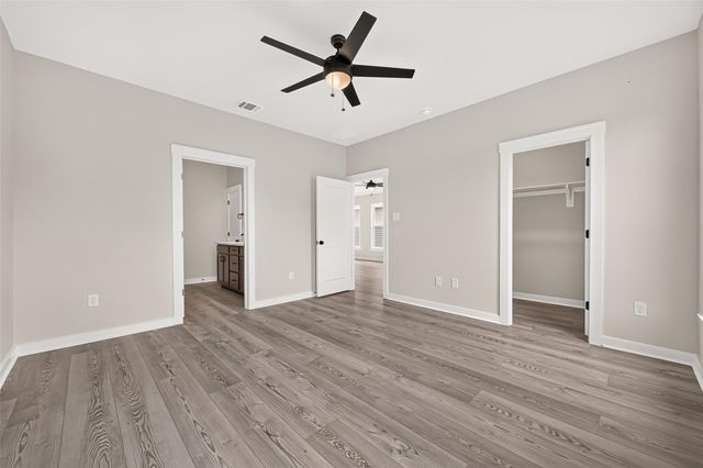 21122 Autumn Heights, Bonney, TX 77583