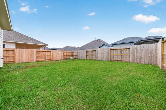 21122 Autumn Heights, Bonney, TX 77583