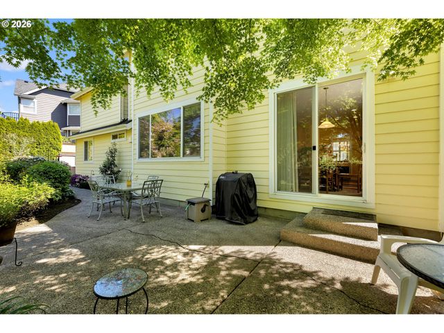 3719 Nw 9TH Loop, Camas, WA 98607