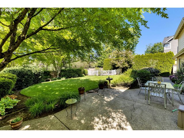 3719 Nw 9TH Loop, Camas, WA 98607