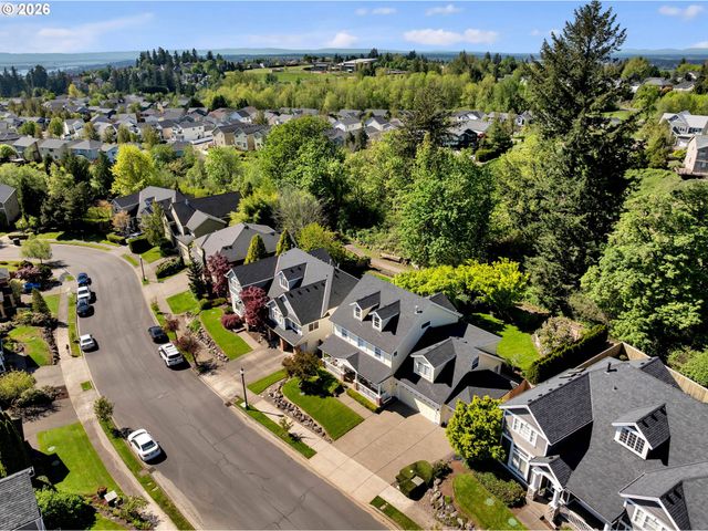 3719 Nw 9TH Loop, Camas, WA 98607
