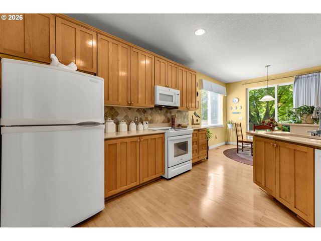 3719 Nw 9TH Loop, Camas, WA 98607