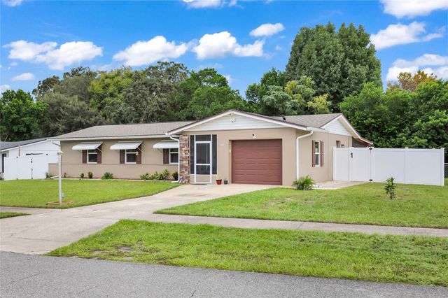 2031 JEFFERSON AVENUE, Deltona, FL 32738