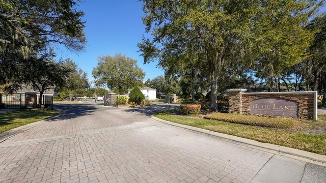 201 W BLUE WATER EDGE DRIVE, Eustis, FL 32736