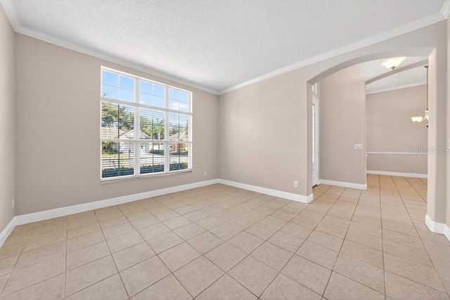 201 W BLUE WATER EDGE DRIVE, Eustis, FL 32736