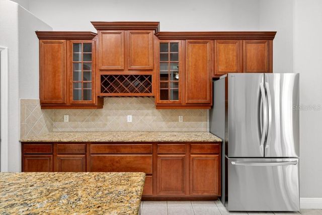 201 W BLUE WATER EDGE DRIVE, Eustis, FL 32736