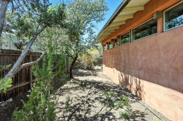 52 CAMINO DEL OSO, Placitas, NM 87043