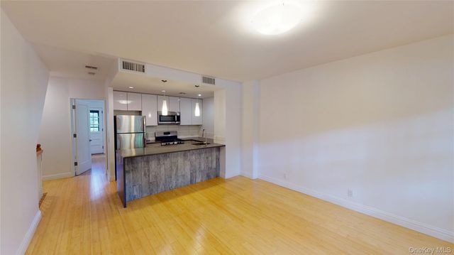 278 Burns Street 1, Forest Hills, NY 11375