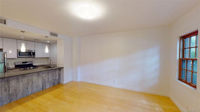 278 Burns Street 1, Forest Hills, NY 11375