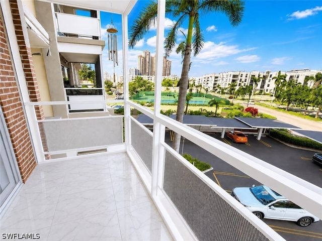 2350 W 1st ST 303, Fort Myers, FL 33901