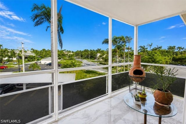 2350 W 1st ST 303, Fort Myers, FL 33901