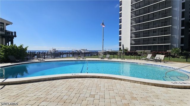 2350 W 1st ST 303, Fort Myers, FL 33901