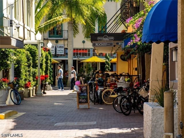 2350 W 1st ST 303, Fort Myers, FL 33901