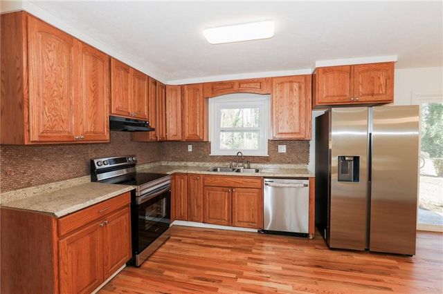 2332 Mirriam Lane, Decatur, GA 30032