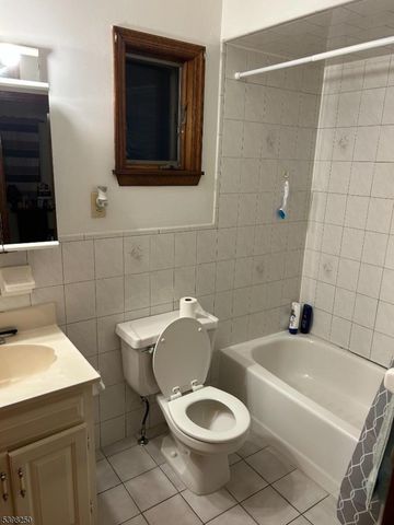 63 Chambers St, Newark City, NJ 07105