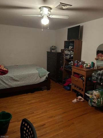 63 Chambers St, Newark City, NJ 07105