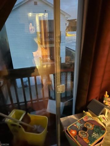 63 Chambers St, Newark City, NJ 07105