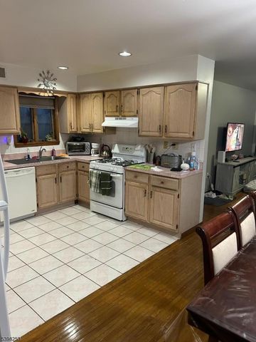 63 Chambers St, Newark City, NJ 07105