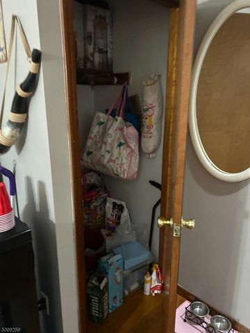 63 Chambers St, Newark City, NJ 07105