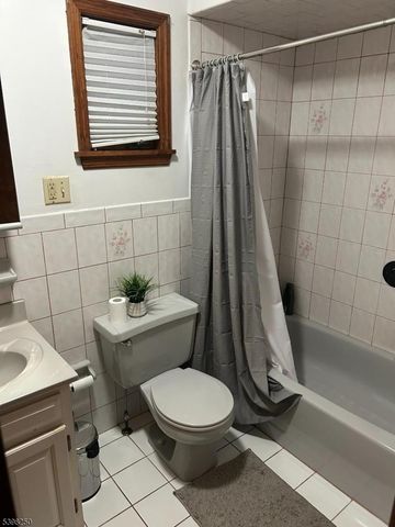 63 Chambers St, Newark City, NJ 07105