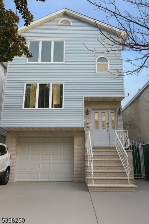 63 Chambers St, Newark City, NJ 07105