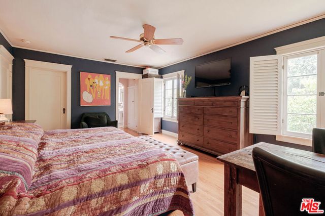1165 N Howard Street, Glendale, CA 91207