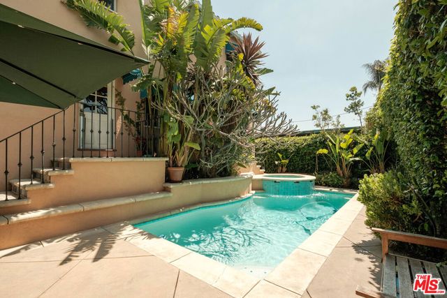 1165 N Howard Street, Glendale, CA 91207