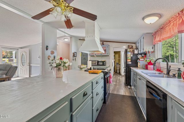200 Sunray Drive, Clayton, NC 27520